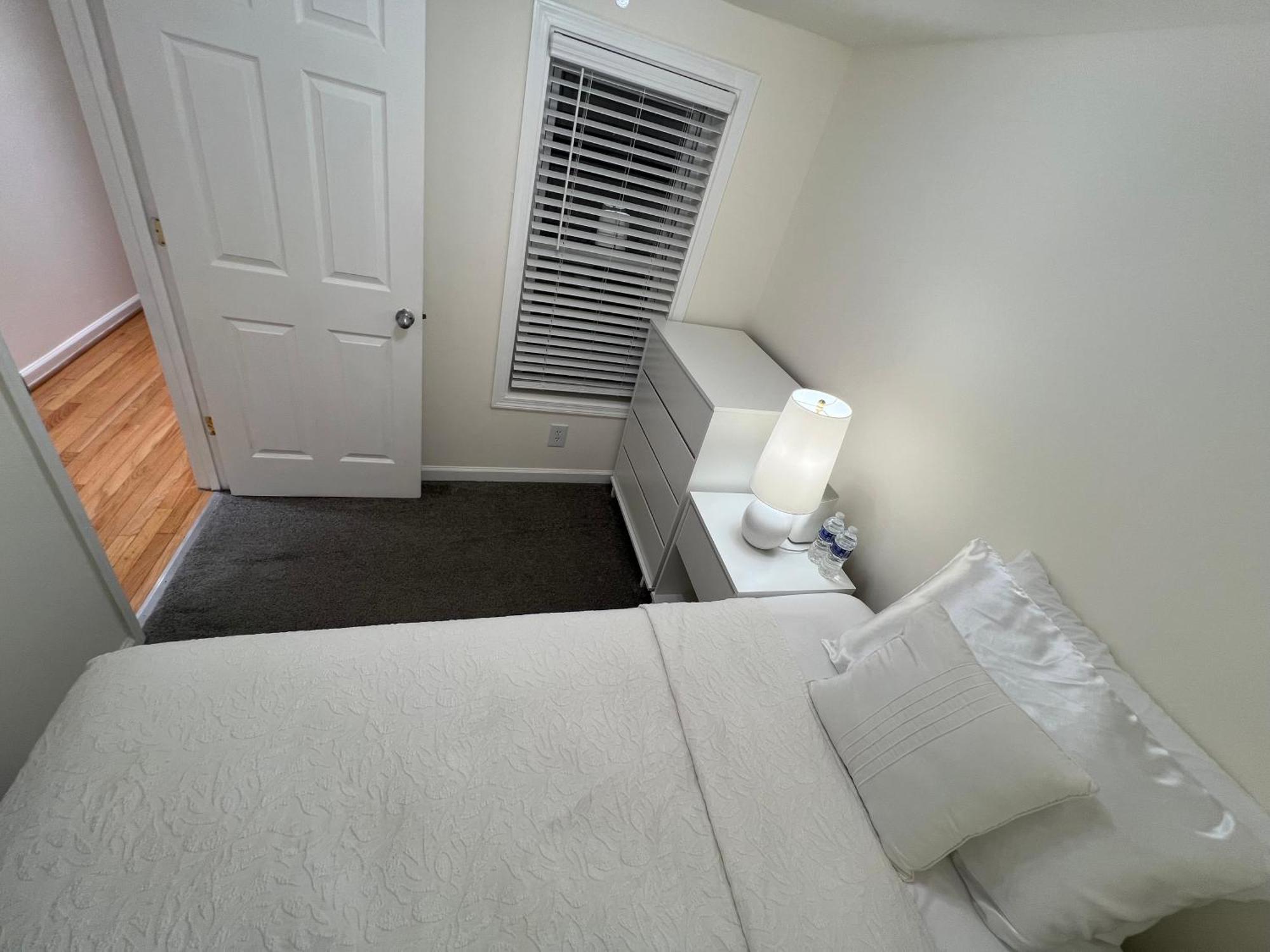 Chic 3 Bedroom House In Holiday home